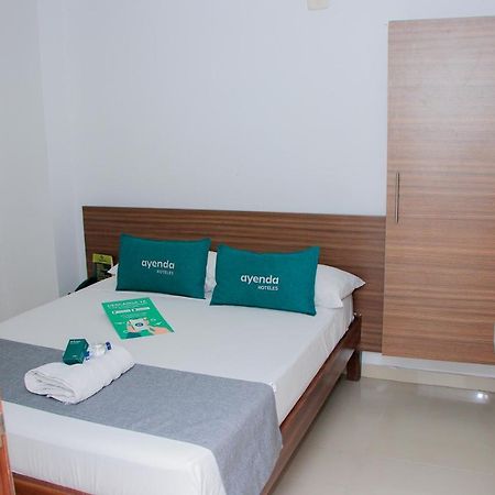 Ayenda 1501 Metropolitana Plaza Hotell Bucaramanga Exteriör bild