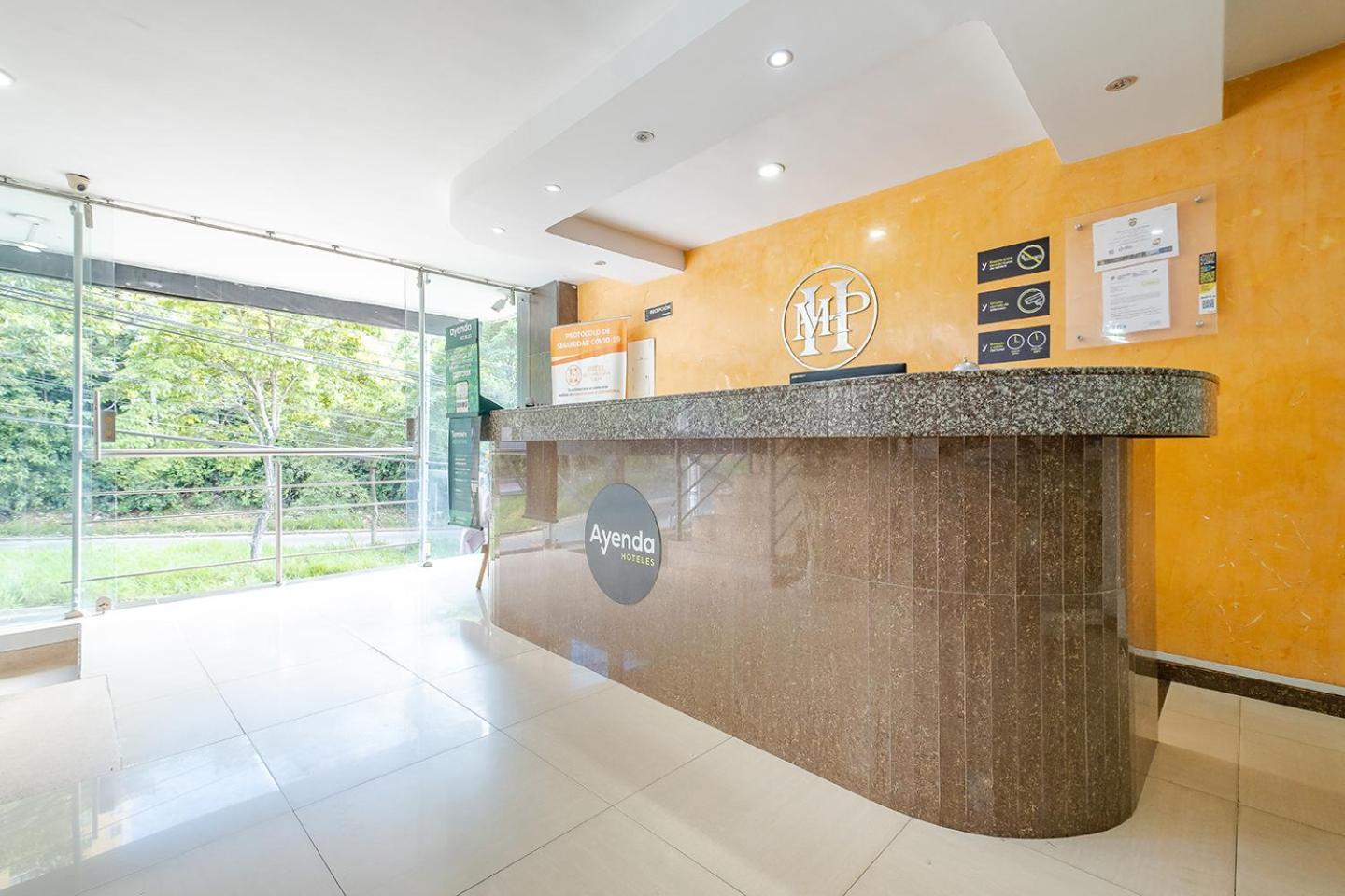 Ayenda 1501 Metropolitana Plaza Hotell Bucaramanga Exteriör bild