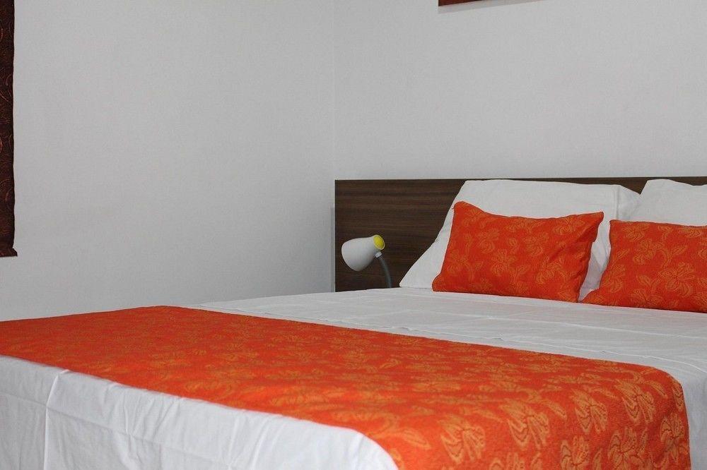 Ayenda 1501 Metropolitana Plaza Hotell Bucaramanga Exteriör bild