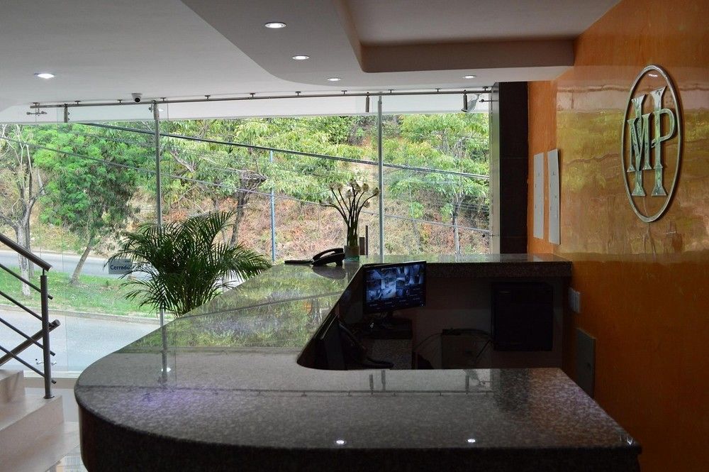 Ayenda 1501 Metropolitana Plaza Hotell Bucaramanga Exteriör bild