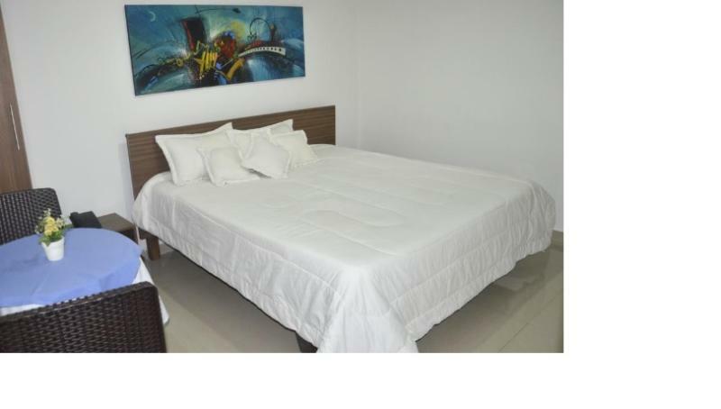 Ayenda 1501 Metropolitana Plaza Hotell Bucaramanga Exteriör bild